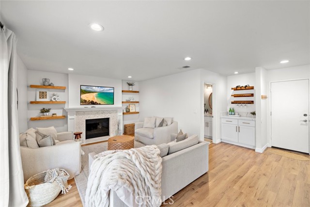 Detail Gallery Image 11 of 42 For 1279 Moss, Upland,  CA 91784 - 4 Beds | 2/1 Baths