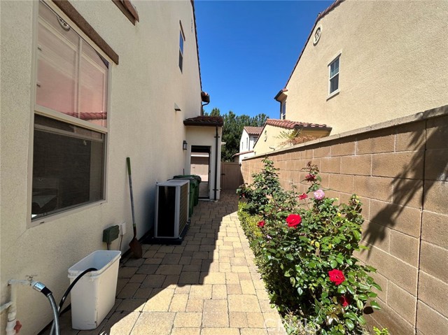 Detail Gallery Image 27 of 32 For 59 Coleridge, Irvine,  CA 92620 - 3 Beds | 2/1 Baths