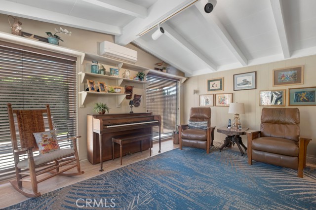 Detail Gallery Image 19 of 44 For 6500 Jumilla, Woodland Hills,  CA 91367 - 3 Beds | 2 Baths