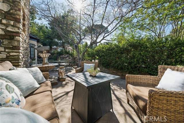 Detail Gallery Image 49 of 75 For 23021 8th St, Newhall,  CA 91321 - 2 Beds | 2 Baths