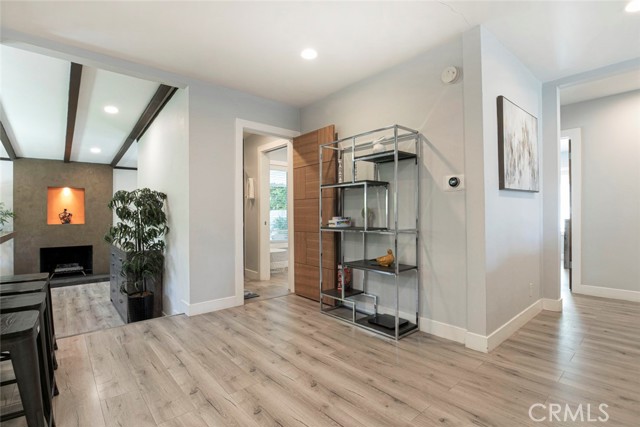 Detail Gallery Image 14 of 43 For 18033 Duncan St, Encino,  CA 91316 - 3 Beds | 2 Baths