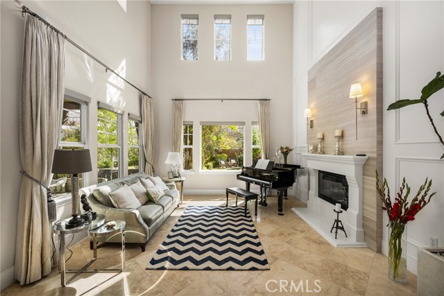 Detail Gallery Image 7 of 75 For 19240 Steeplechase Way, Yorba Linda,  CA 92886 - 4 Beds | 5/1 Baths