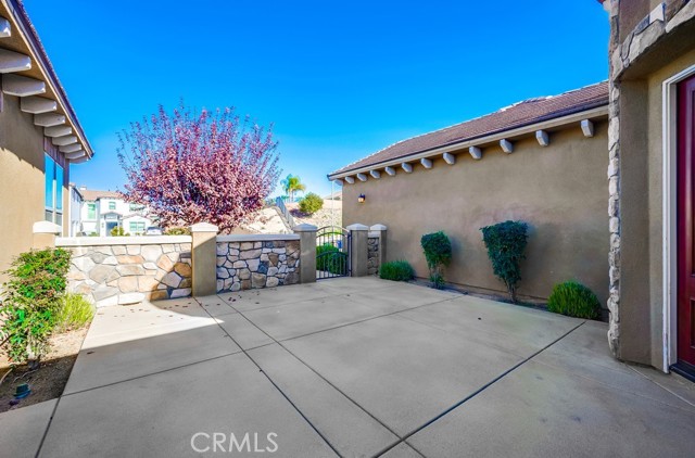 Detail Gallery Image 8 of 75 For 3086 Crystal Ridge Ln, Colton,  CA 92324 - 6 Beds | 5/1 Baths