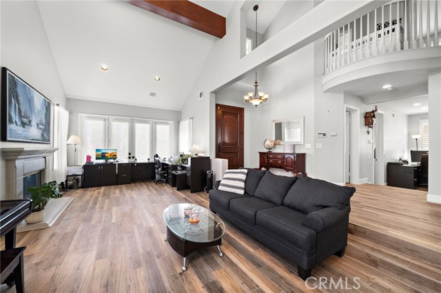 19025 Bayhill Lane, Huntington Beach CA: https://media.crmls.org/medias/68c7d23a-92c1-44fe-b84a-eb2b9e402516.jpg