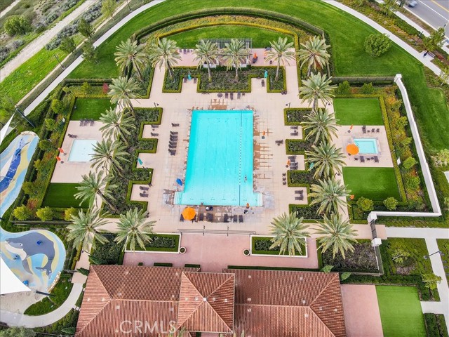 185 Plum Lily, Irvine CA: https://media.crmls.org/medias/68c8f7c2-f09b-43a0-ad44-53ed89b8473b.jpg