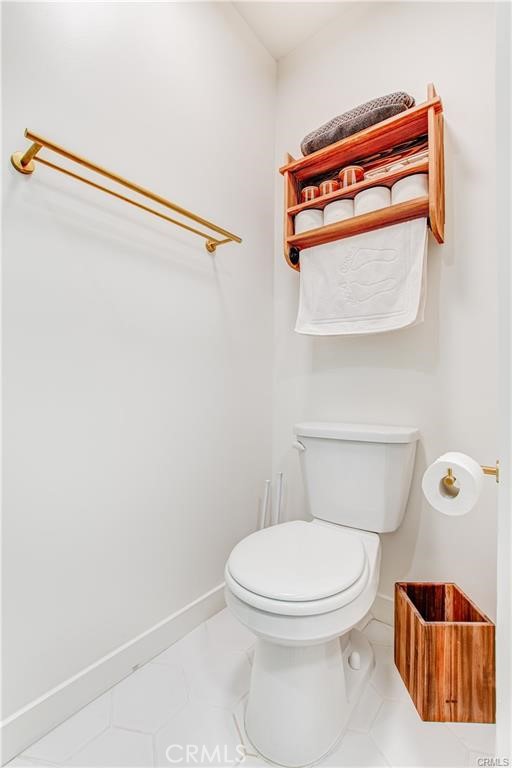 5239 Barker Drive, Los Angeles CA: https://media.crmls.org/medias/68c908bb-e081-4161-b4a5-7c537f569d39.jpg