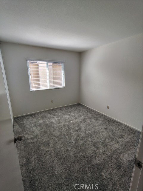Detail Gallery Image 24 of 31 For 946 Winston Cir, Corona,  CA 92881 - 4 Beds | 3 Baths