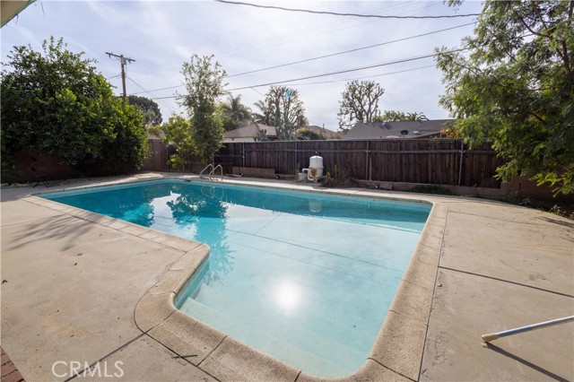 Detail Gallery Image 17 of 33 For 19858 Saticoy, Winnetka,  CA 91306 - 3 Beds | 2 Baths