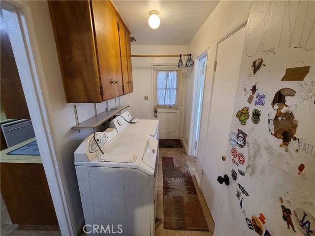 7938 Chantry Avenue, Fontana CA: https://media.crmls.org/medias/68cb5d7a-a75d-437d-86cc-57a96e1ebd0d.jpg