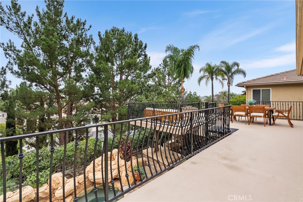 68ccbee2 8707 4f66 8318 97575ca4bb24