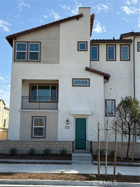 Front Image Thumbnail for CRTR25235522