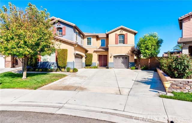 14039 Woodshire Glen Court, Eastvale, CA 92880