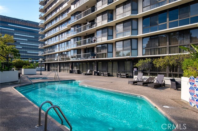 Detail Gallery Image 39 of 47 For 222 Monterey Rd #1205,  Glendale,  CA 91206 - 2 Beds | 4/1 Baths