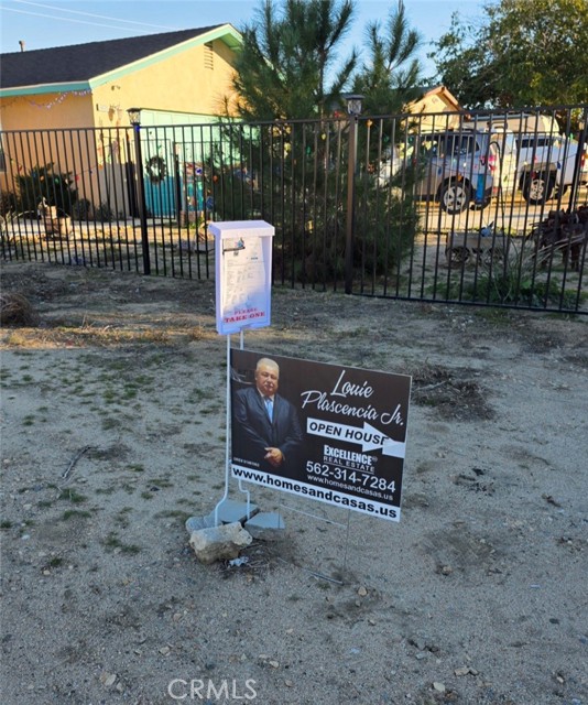 Detail Gallery Image 4 of 5 For 6427 Balboa Ave, Yucca Valley,  CA 92284 - – Beds | – Baths