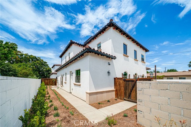 Detail Gallery Image 29 of 54 For 2709 Cogswell Rd #B,  El Monte,  CA 91732 - 4 Beds | 4/1 Baths