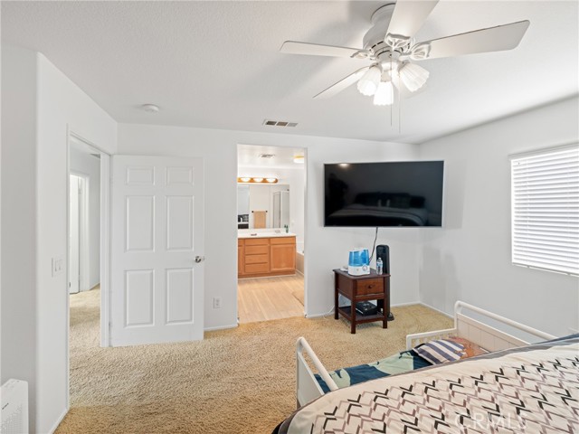 Detail Gallery Image 17 of 40 For 11249 Alexandria St, Adelanto,  CA 92301 - 3 Beds | 2/1 Baths