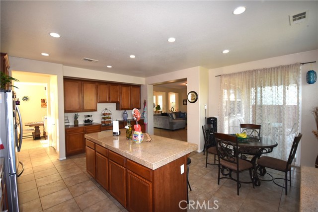 1886 Mount Verdugo Lane, Perris CA: https://media.crmls.org/medias/68d106c8-ccbe-4be1-9d68-60f689c6dc8b.jpg