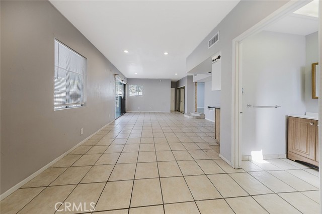 Detail Gallery Image 11 of 36 For 12557 Debell St, Pacoima,  CA 91331 - 4 Beds | 2 Baths