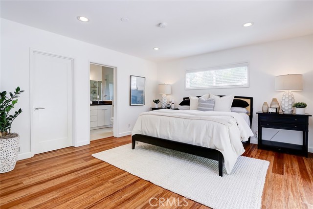 1170 Shelley Street, Manhattan Beach, California 90266, 4 Bedrooms Bedrooms, ,3 BathroomsBathrooms,Residential,Sold,Shelley,SB22186838