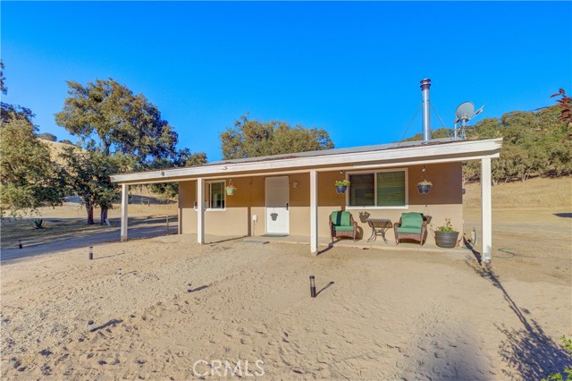 4920 Ranchita Vista Way, San Miguel CA: https://media.crmls.org/medias/68d194a1-8f12-4c73-94f8-016e7811478e.jpg