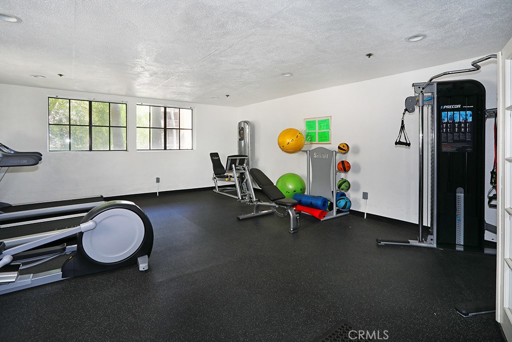 720 W 4th Street 118