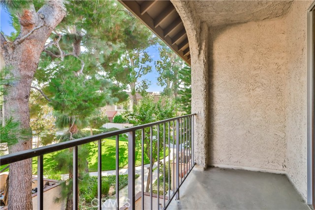 Detail Gallery Image 19 of 39 For 19545 Sherman Way #80,  Reseda,  CA 91335 - 2 Beds | 2 Baths