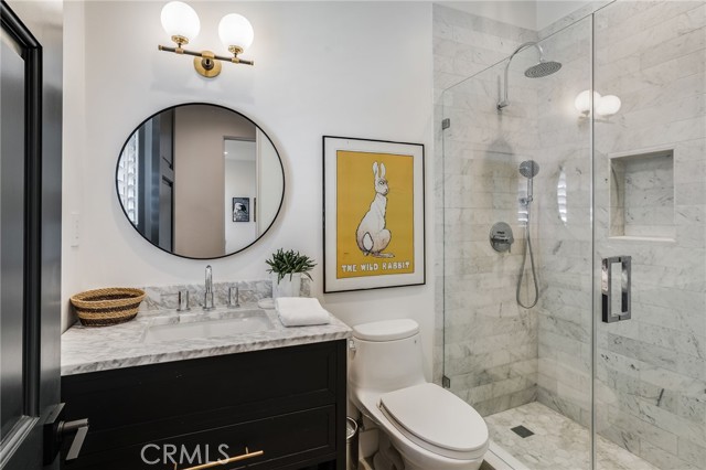 Detail Gallery Image 35 of 45 For 526 Riverside Ave, Newport Beach,  CA 92663 - 5 Beds | 6/1 Baths