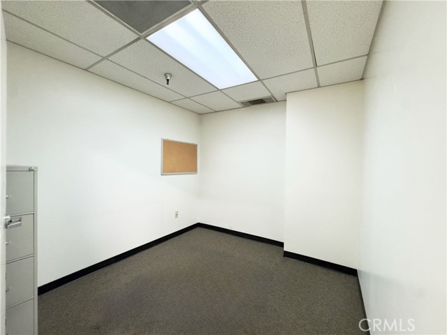 887 E 2nd Street, Pomona, California 91766, ,Commercial Lease,For Rent,887 E 2nd Street,CRIV25069785
