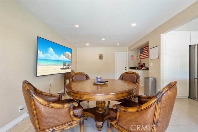 Detail Gallery Image 37 of 68 For 2030 Leeward Ln, Newport Beach,  CA 92660 - 4 Beds | 3/1 Baths