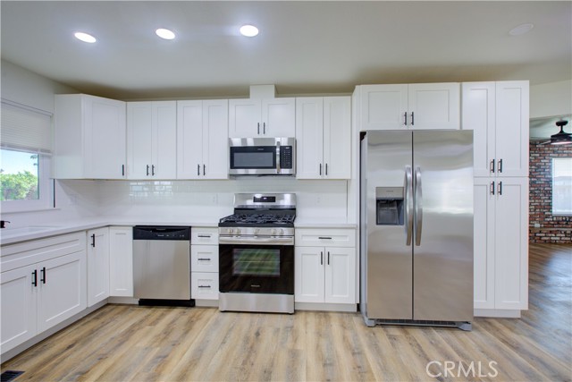 Detail Gallery Image 7 of 47 For 2540 E Childs Ave, Merced,  CA 95341 - 4 Beds | 3 Baths