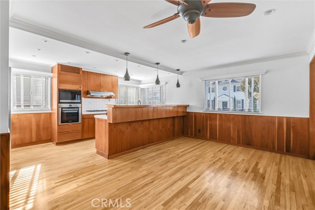 Detail Gallery Image 13 of 64 For 310 Marigold, Corona Del Mar,  CA 92625 - 3 Beds | 2 Baths