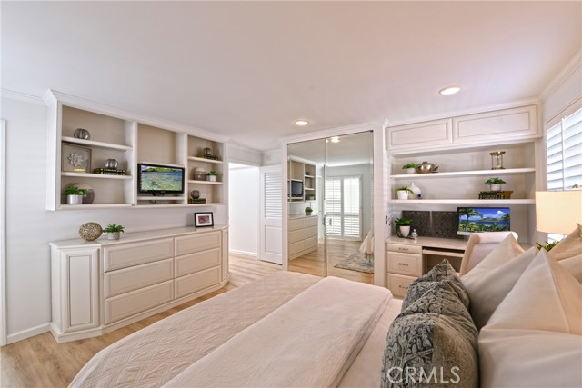 68d2e256 F135 4844 B7eb C68f24a63b69