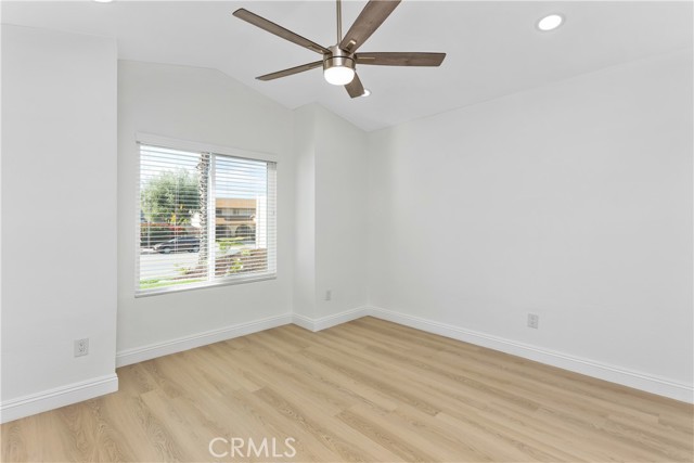 304 N Dearborn, Redlands CA: https://media.crmls.org/medias/68d2f2c7-22aa-4829-b504-8b1b483d9e52.jpg