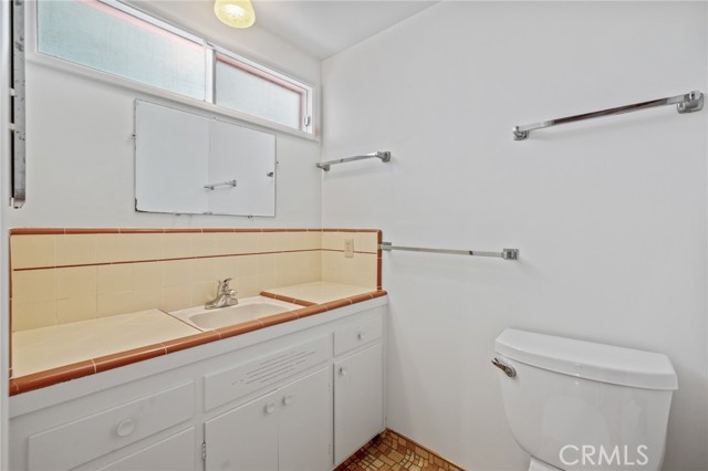 429 1st Street, Manhattan Beach, California 90266, 5 Bedrooms Bedrooms, ,1 BathroomBathrooms,Residential,Sold,1st,PV24022554