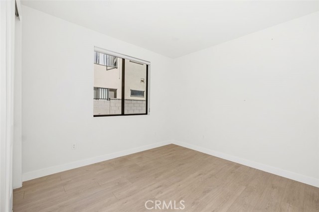 Detail Gallery Image 9 of 11 For 5061 Cartwright, North Hollywood,  CA 91601 - 3 Beds | 2 Baths