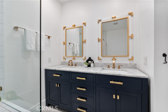 Detail Gallery Image 12 of 28 For 3000 Country Club, Costa Mesa,  CA 92626 - 4 Beds | 4/1 Baths