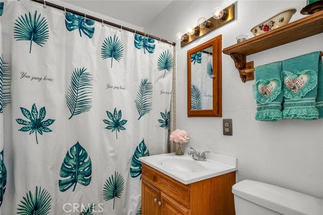 Detail Gallery Image 12 of 25 For 2029 Garner St, Lomita,  CA 90717 - 3 Beds | 1/1 Baths