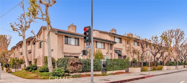 Detail Gallery Image 1 of 1 For 7137 Shoup Ave #19,  West Hills,  CA 91307 - 2 Beds | 2/1 Baths