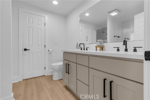 Detail Gallery Image 32 of 51 For 9888 Trinity, Oak Hills,  CA 92344 - 6 Beds | 2 Baths