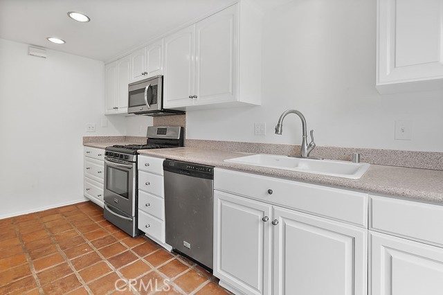 214 Green Heath Place photo 7