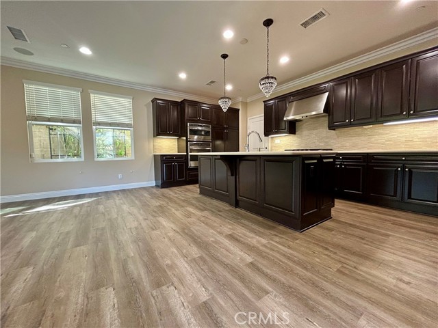 Detail Gallery Image 5 of 33 For 137 Carrotwood, Irvine,  CA 92618 - 4 Beds | 3/1 Baths