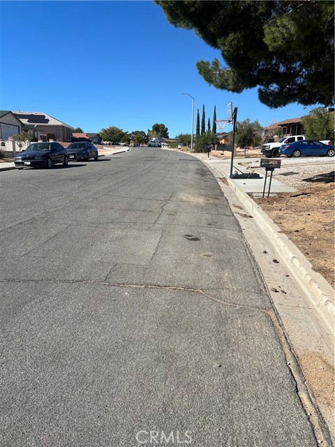 Detail Gallery Image 8 of 10 For 5 Apple Creek, Victorville,  CA 92395 - – Beds | – Baths