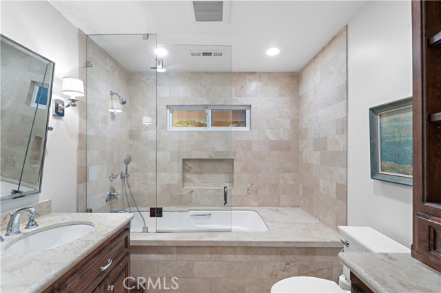 854 Guanajuato Drive, Claremont CA: https://media.crmls.org/medias/68d6d493-57ba-4d71-9941-509fbbec10a5.jpg