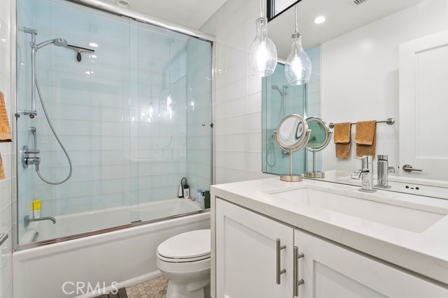 Detail Gallery Image 15 of 50 For 338 Vista Madera, Newport Beach,  CA 92660 - 2 Beds | 3 Baths