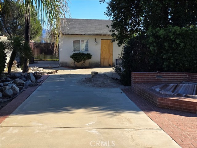 2927 Duffy, San Bernardino CA: https://media.crmls.org/medias/68d712e1-d666-41c7-887e-413a004a22ab.jpg