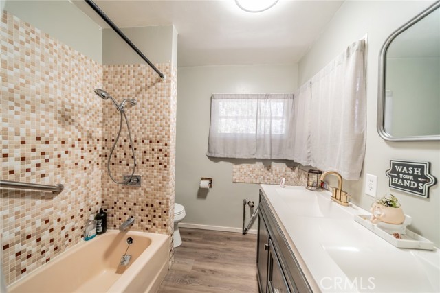 Detail Gallery Image 4 of 35 For 52647 Pine Cove, Idyllwild,  CA 92549 - 2 Beds | 1 Baths