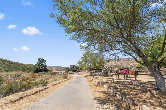 Detail Gallery Image 40 of 58 For 35125 Stirrup Rd, Temecula,  CA 92592 - 3 Beds | 2/1 Baths