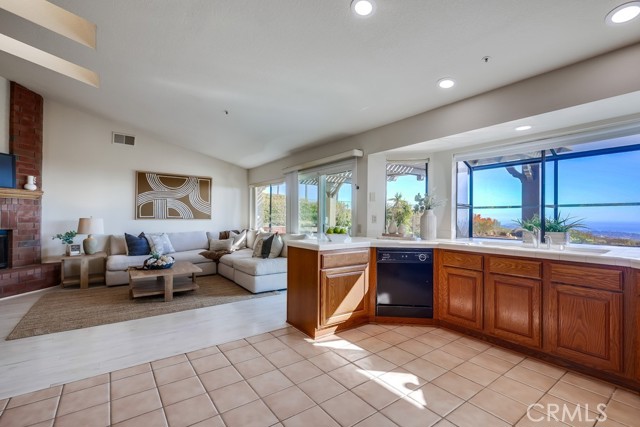 Detail Gallery Image 23 of 60 For 2945 via Blanco, San Clemente,  CA 92673 - 3 Beds | 2 Baths