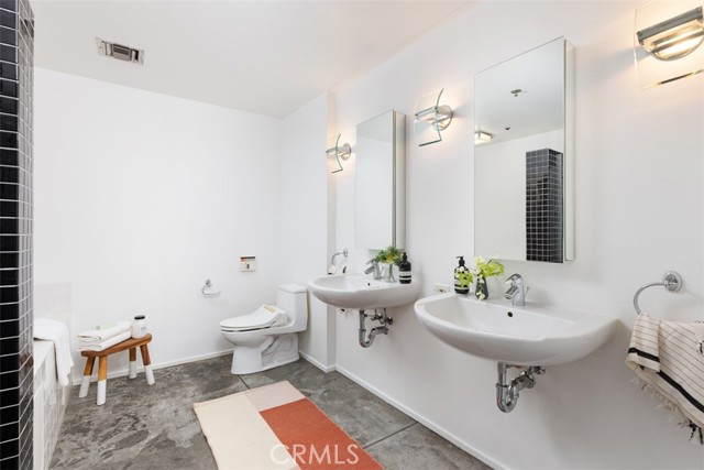 Detail Gallery Image 13 of 15 For 115 W 4th St #408,  Long Beach,  CA 90802 - 1 Beds | 1 Baths