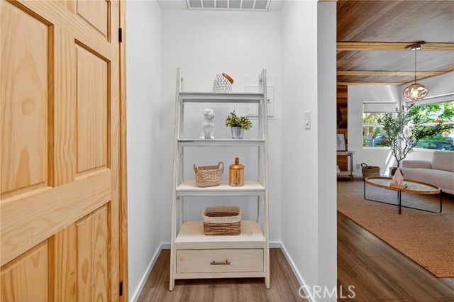 Detail Gallery Image 21 of 64 For 261 N Oak, Pasadena,  CA 91107 - 4 Beds | 3 Baths